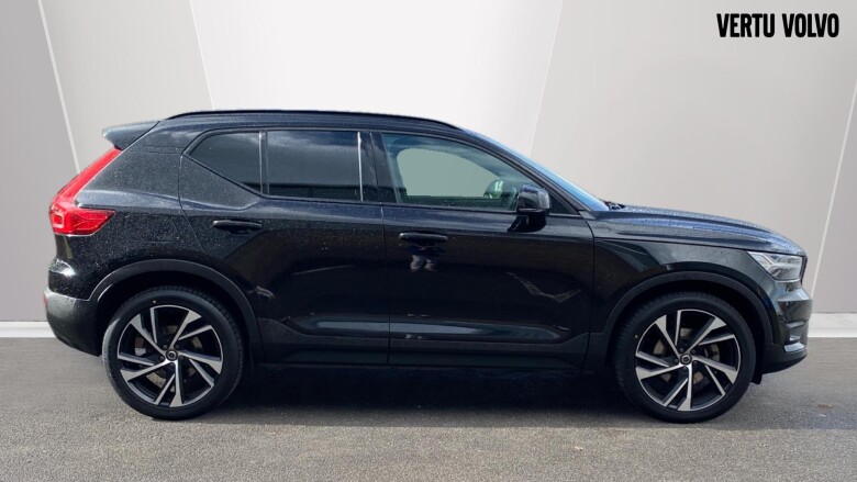 Volvo Xc40 2.0 B4P R DESIGN Pro 5dr Auto Petrol Estate